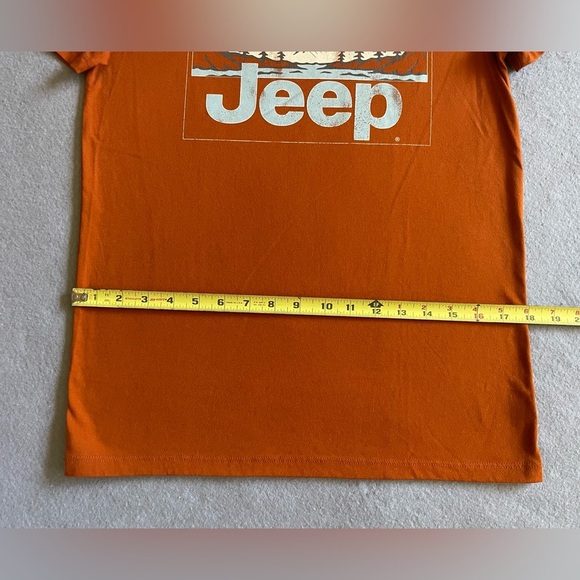 Jeep Wrangler Men’s T-shirt Orange Size Small Short Sleeve - Picture 3 of 6